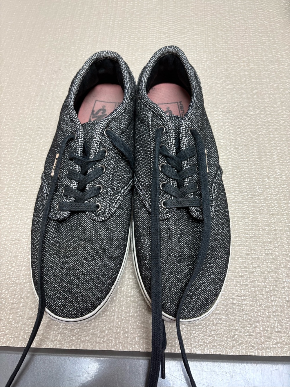 Women’s Casual Black Tweed Lace-Up Vans Sneakers size 8